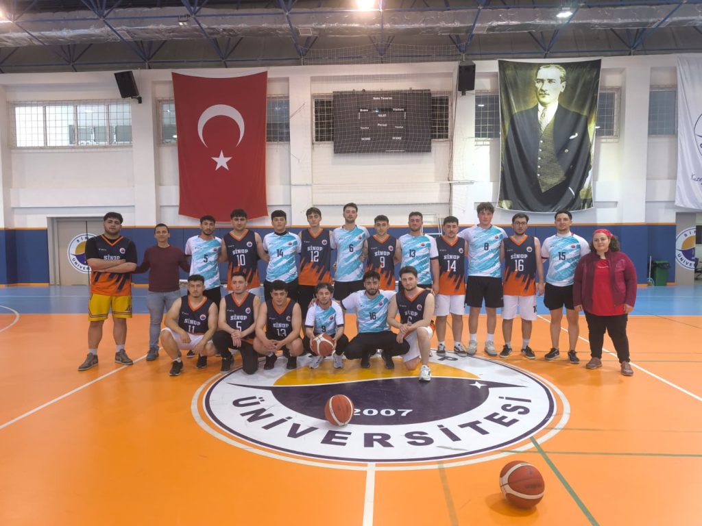 Üniversitemizde 2025-2026 Eğitim-Öğretim Yılı Geleneksel Bahar Etkinlikleri kapsamında düzenlenen 15. Spor Etkinlikleri, farklı branşlarda gerçekleştirilen müsabakalarla tüm heyecanıyla devam ediyor.