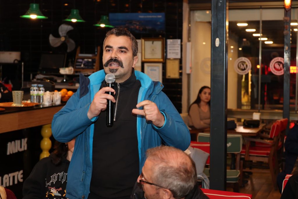 Üniversitemiz Bilim İletişimi Ofisi tarafından düzenlenen “Kafede Bilim Söyleşileri” kapsamında bu hafta, “Okul Şiddetinde Erken Uyarı Sinyalleri: Riskli Davranışlar Nasıl Tanınır?” başlıklı söyleşi gerçekleştirildi.